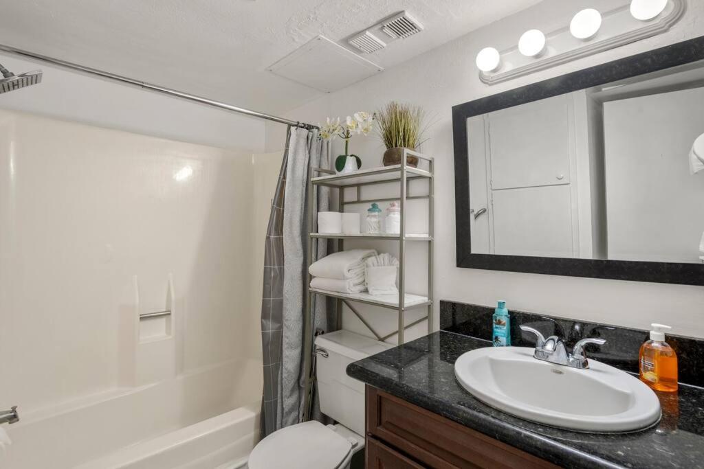 Bello Condominio Con Vista Al Mar, Jacuzzi Interno 加尔维斯敦 外观 照片